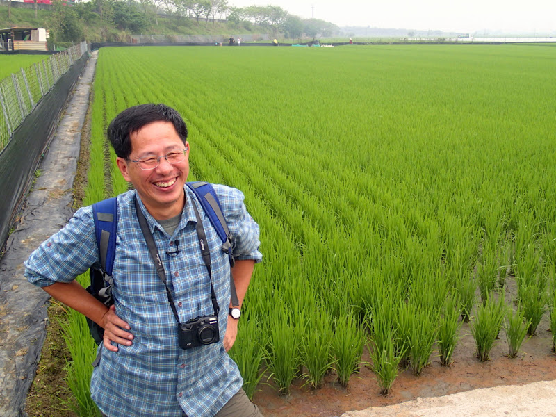 <p>Participates in television program to production, representing fieldwork experience .</p>
<p></p>
<p>Photograph provided by Liu Ka-shiang</p>
<p>Liu doing fieldwork, 2014.</p>